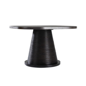 Round Dining Table (Ø 47in)