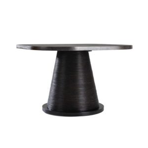 Round Dining Table (Ø 47in)