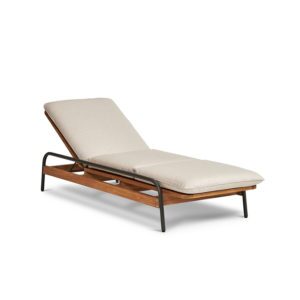 outdoor lounger