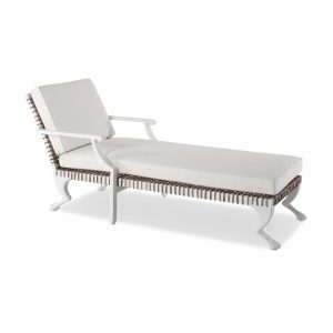 outdoor chaise lounge