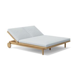 Double Chaise Lounge w/ Wheels