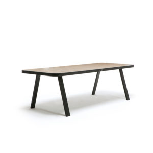 outdoor rectangular table
