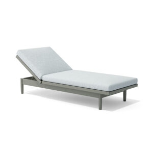 Chaise Lounge